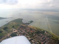 11  De wolken zaten nog best laag. Veel hoger dan 1000 voet ging niet