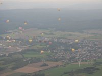 IMG 2799  hoorde later op de radio dat ze boven de 3000 voet zaten