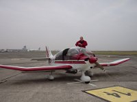 1 pilot  Geparkeerd op het veld, Apron 3