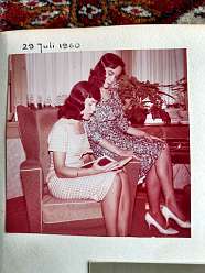 9: marlies en tilly 1960